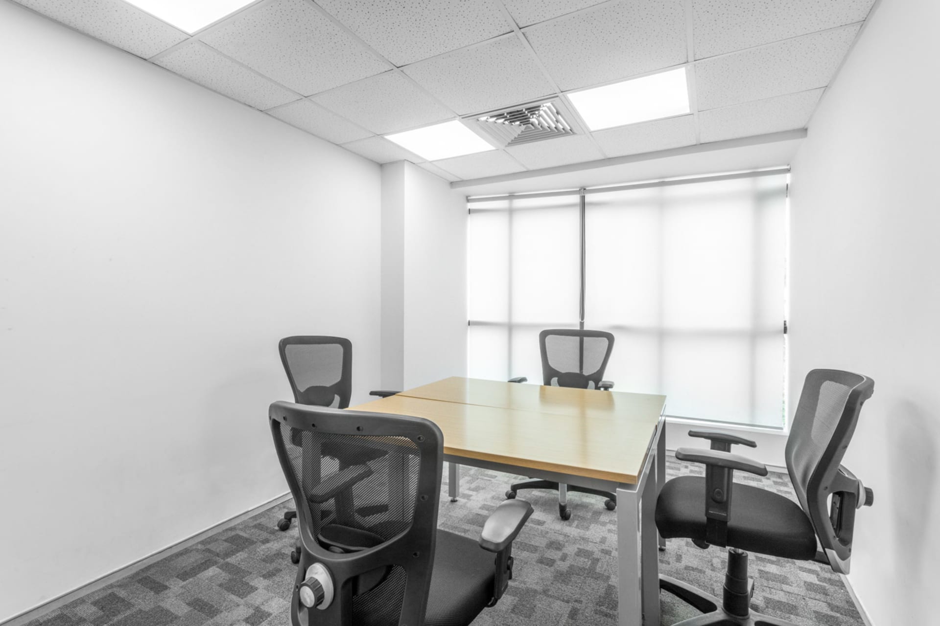 Regus undefined