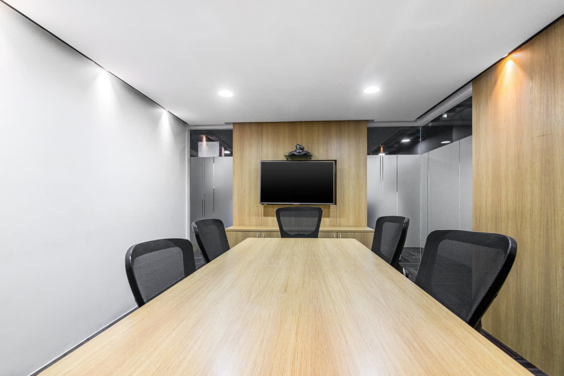 Regus undefined