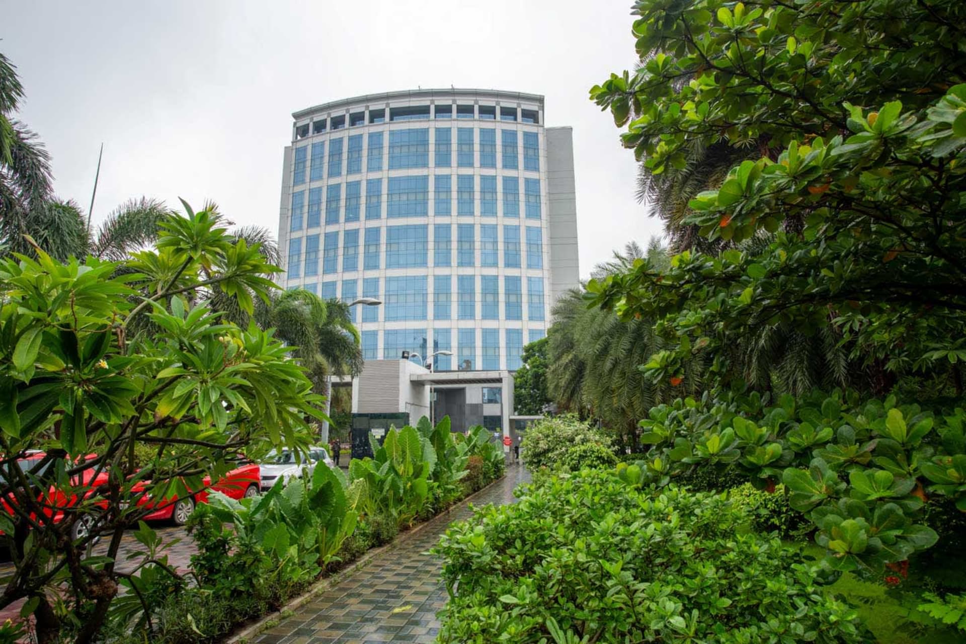 Regus undefined
