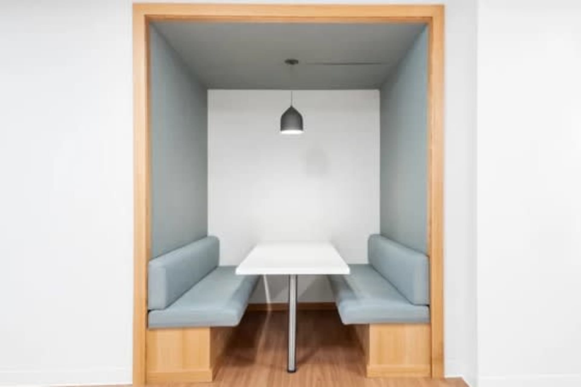 Regus Gaurav Icon Tower