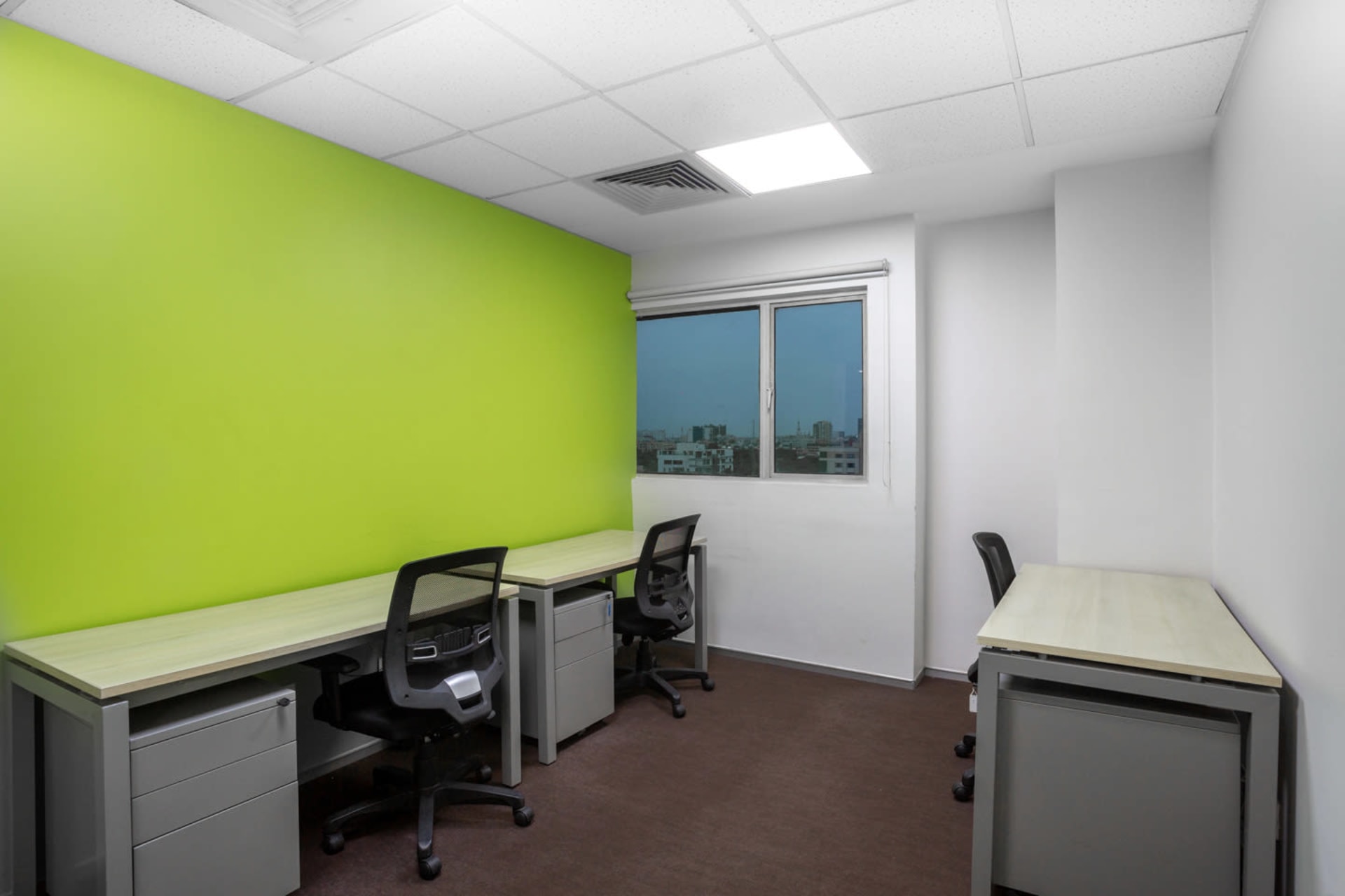 Regus South Tower