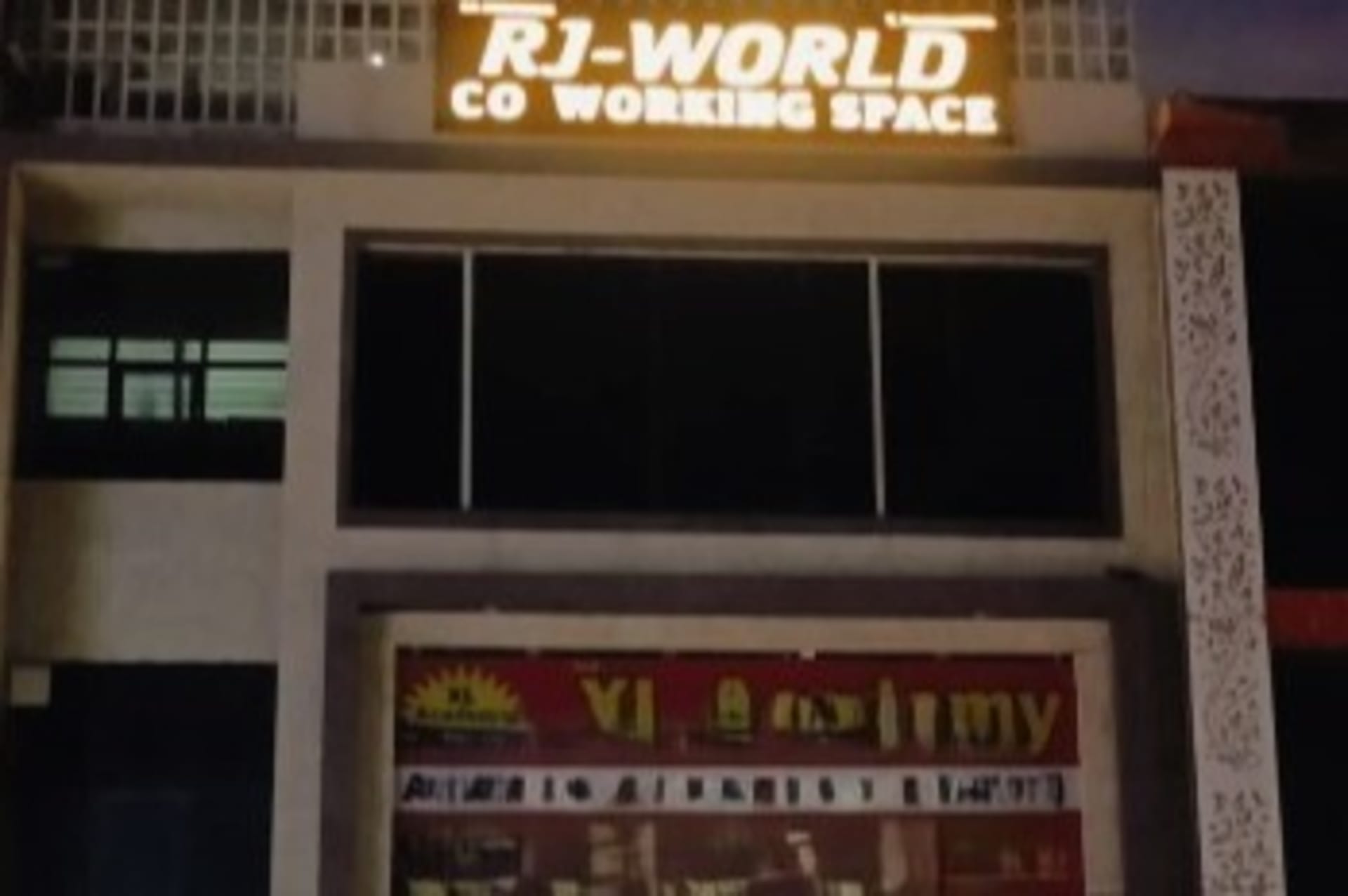 RJ-WORLD - coworking space