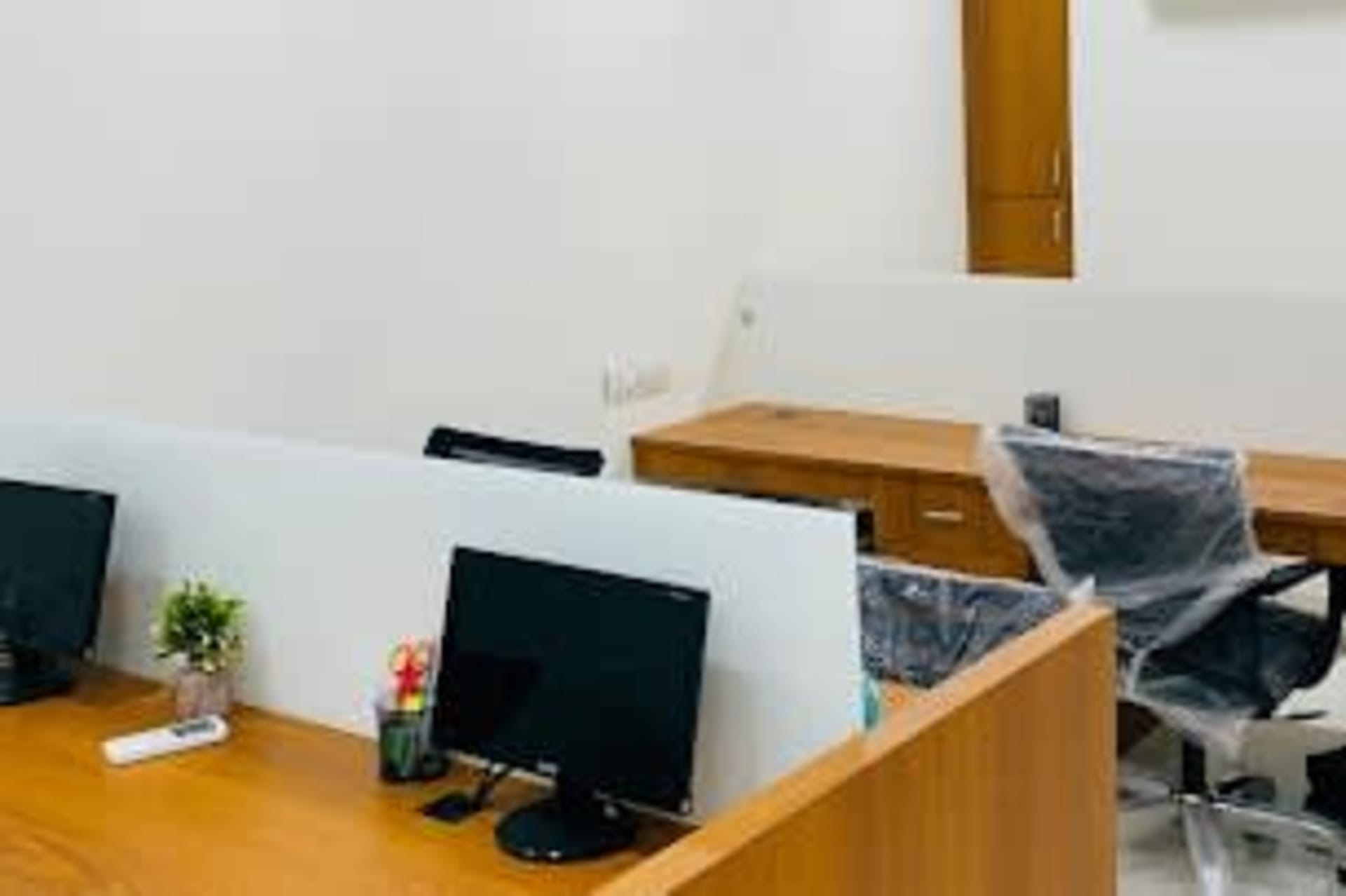 Sarson Coworking Space - coworking space