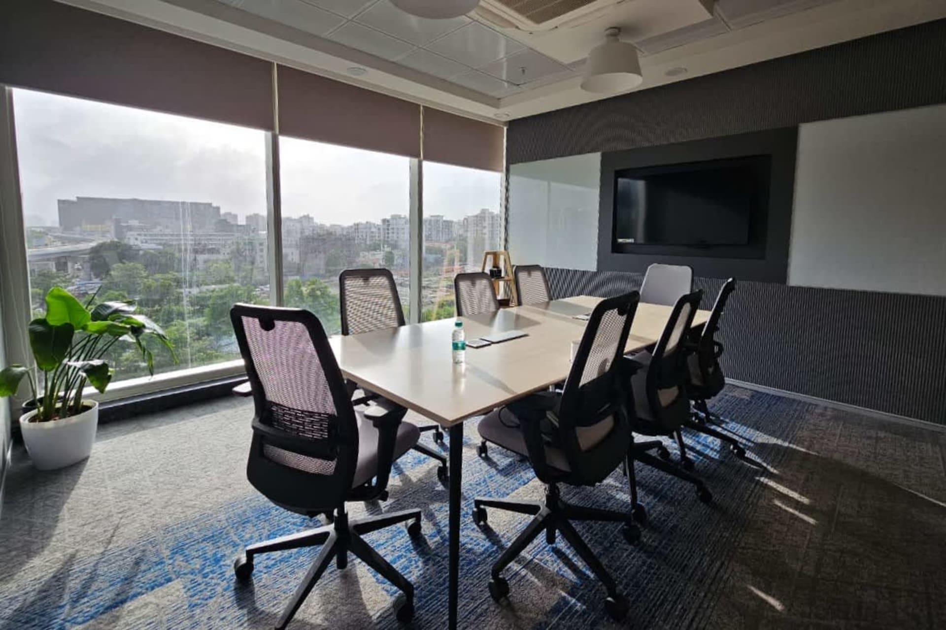 Smartworks meeting rooms in Baner, Pune