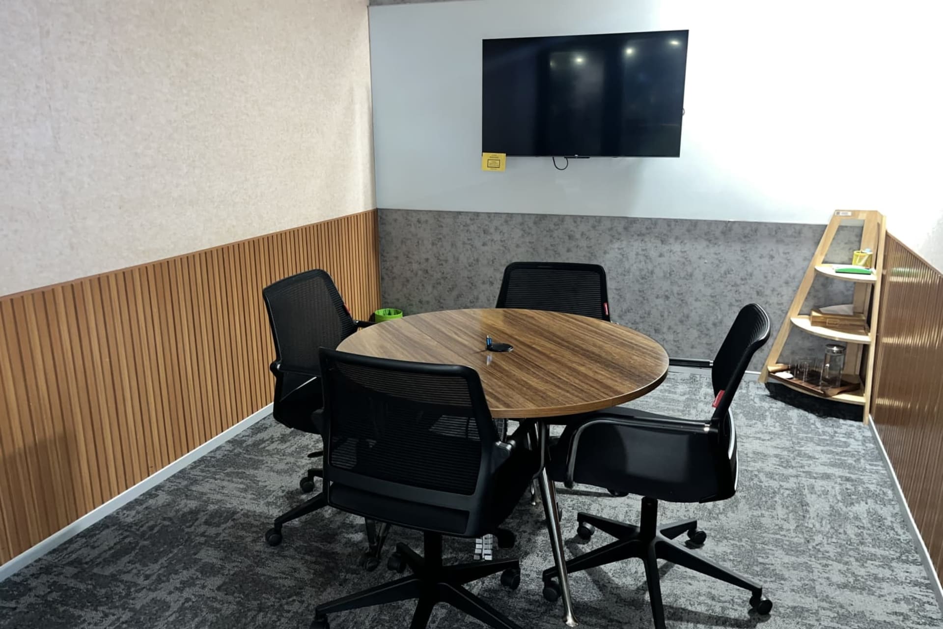 Smartworks meeting rooms in Golf Course Road Gurgaon, Gurgaon