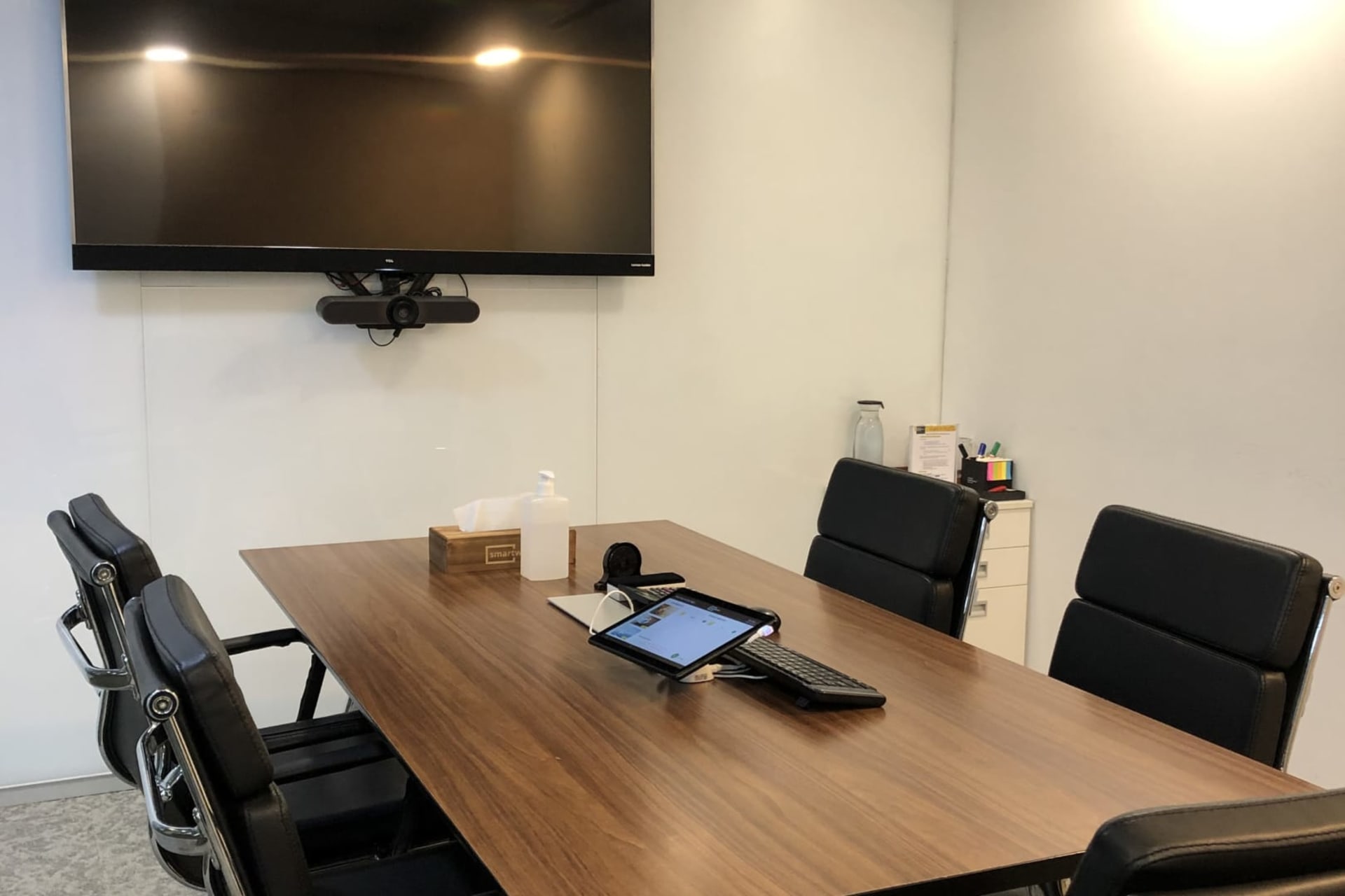 Smartworks meeting rooms in Sector 125, Noida
