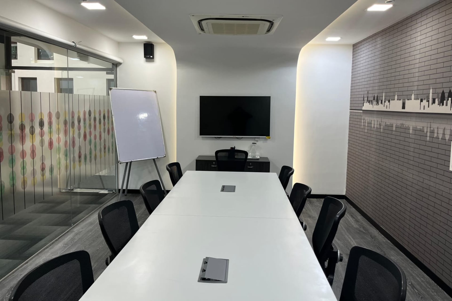Smartworks conference rooms in Hadapsar, Pune