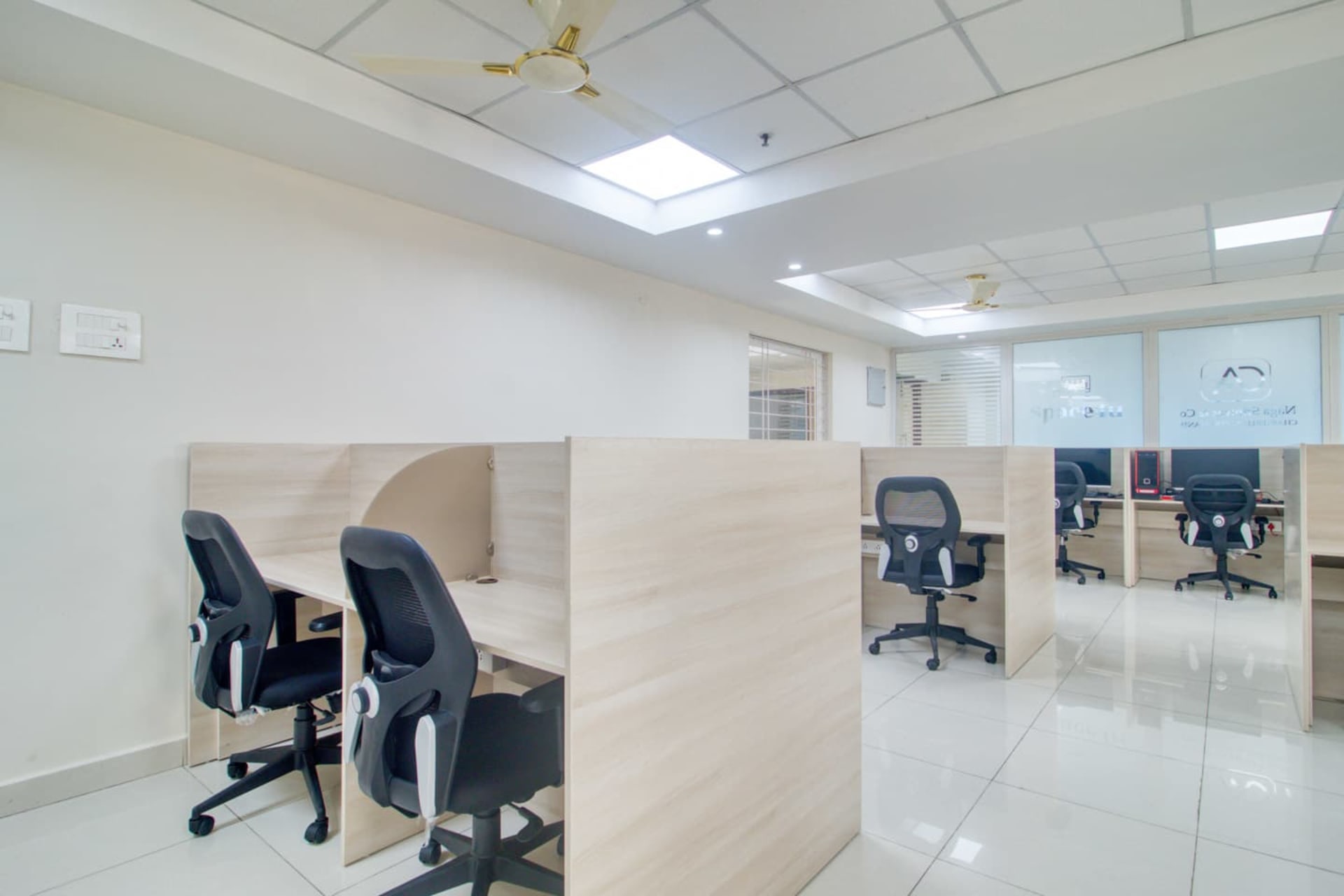Space4U Vazhra Pushpak