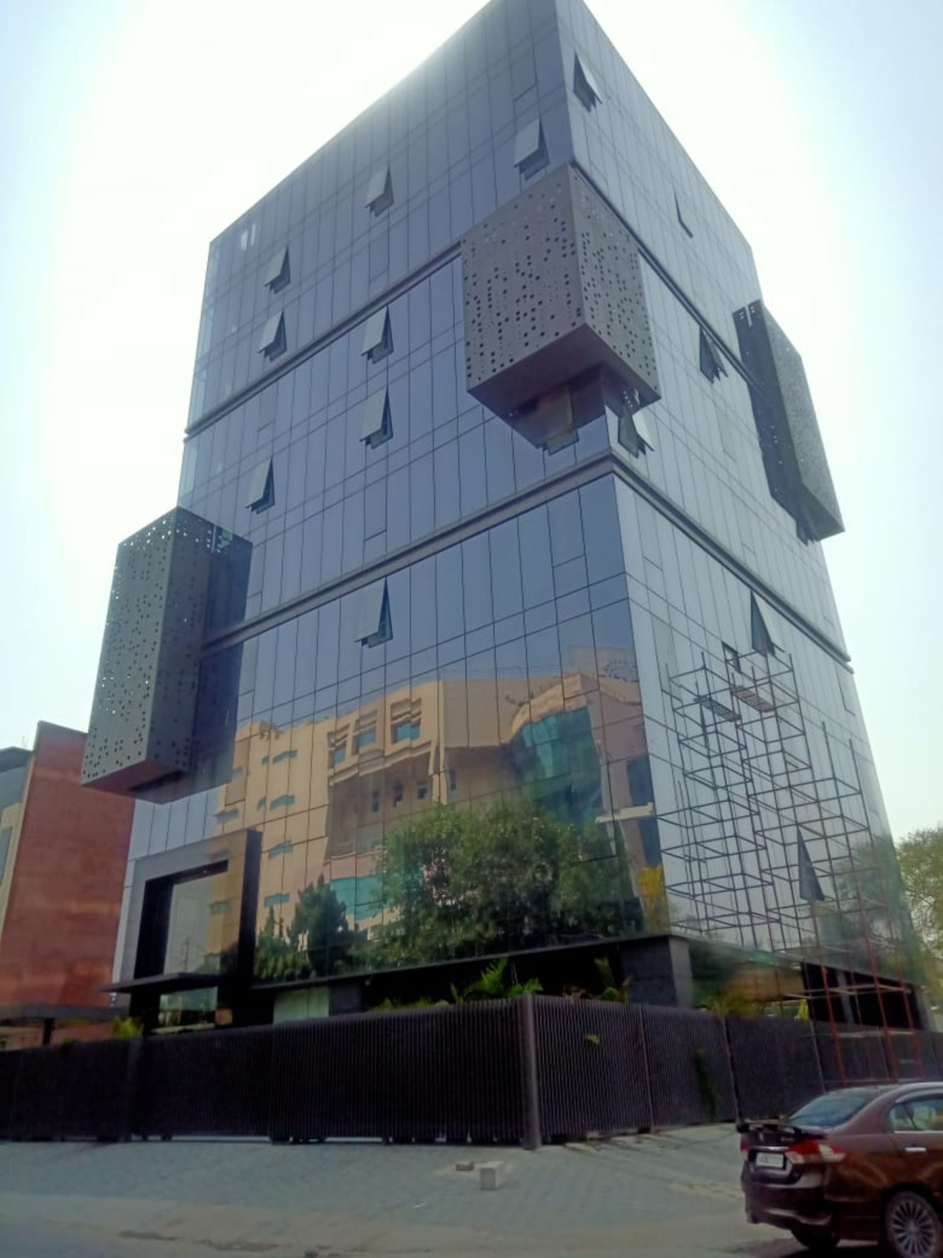 Square Building, Plot No 468-469, UV-3 private space in Udyog Vihar, Gurgaon