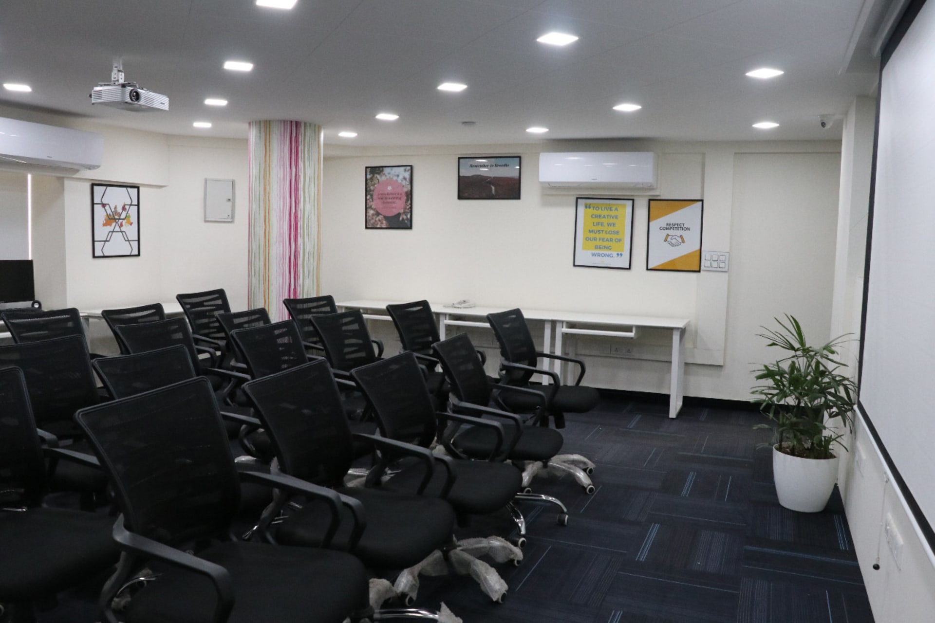 Sspacia meeting rooms in Navrangpura, Ahmedabad
