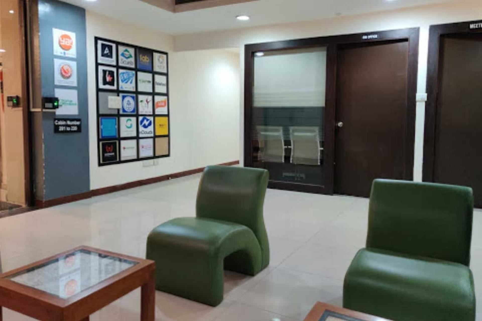 Startup in a box - coworking space