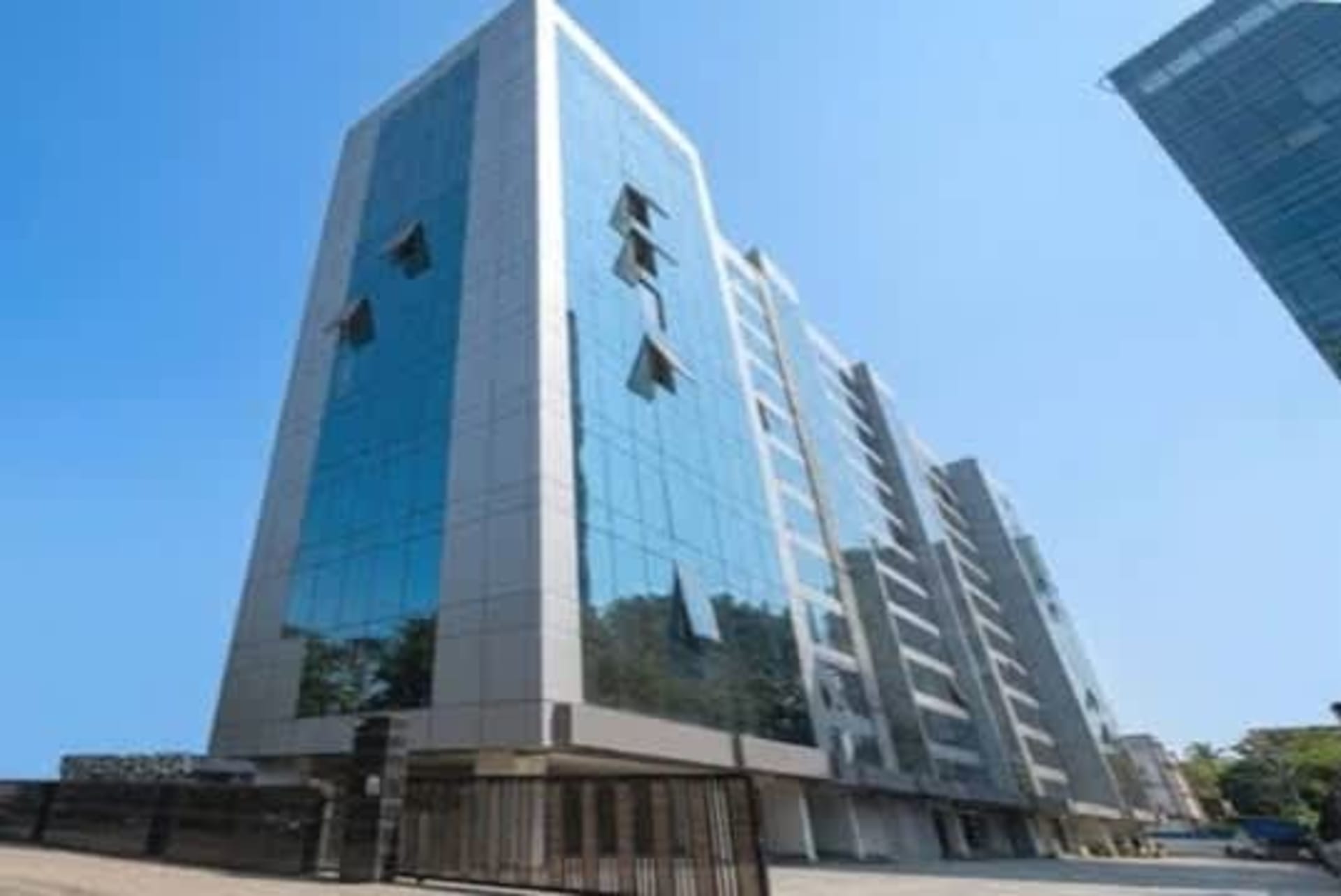Sumer Plaza - coworking space