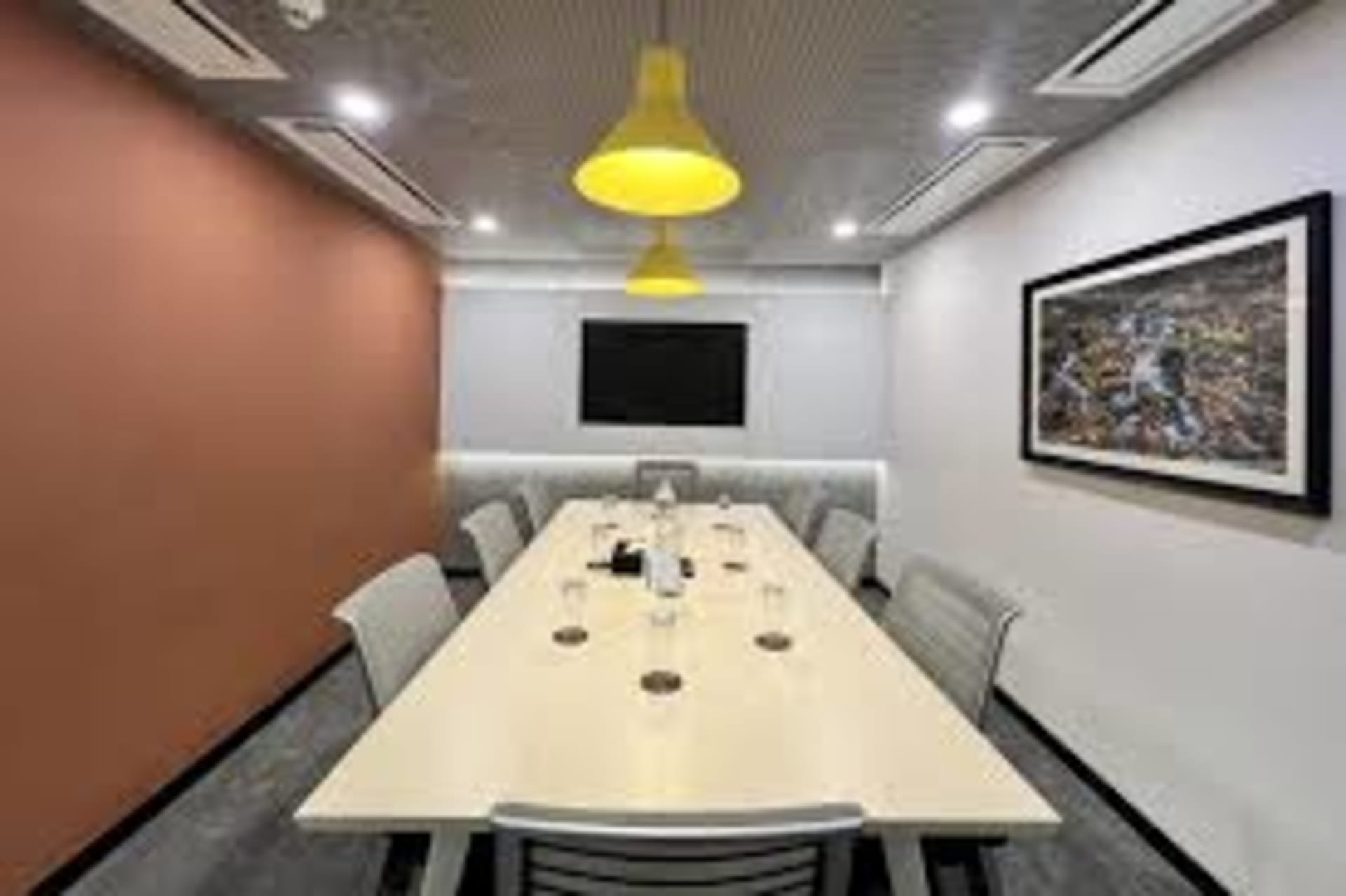 Table space DLF Cyber Greens