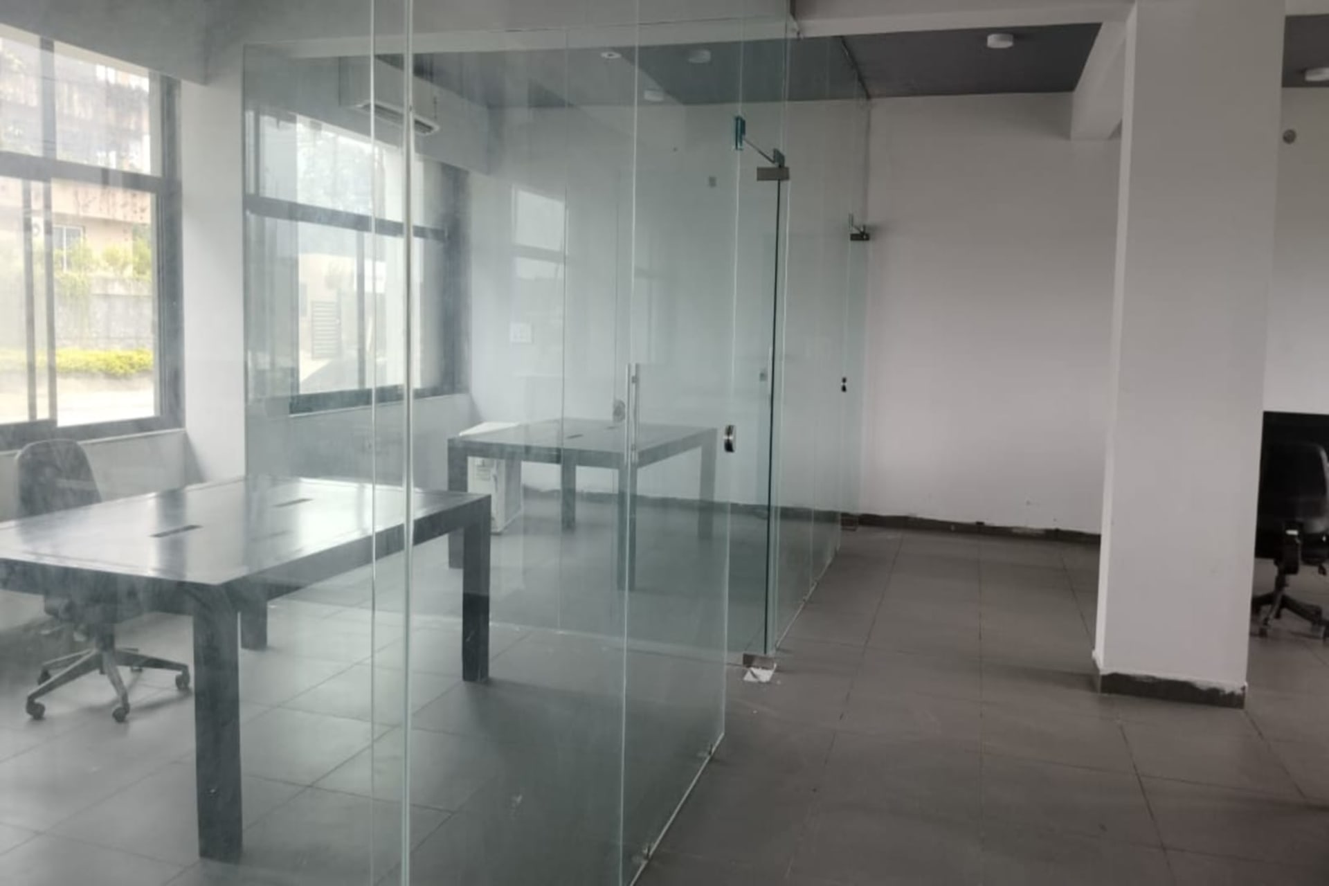 Taritas Coworking Space - coworking space