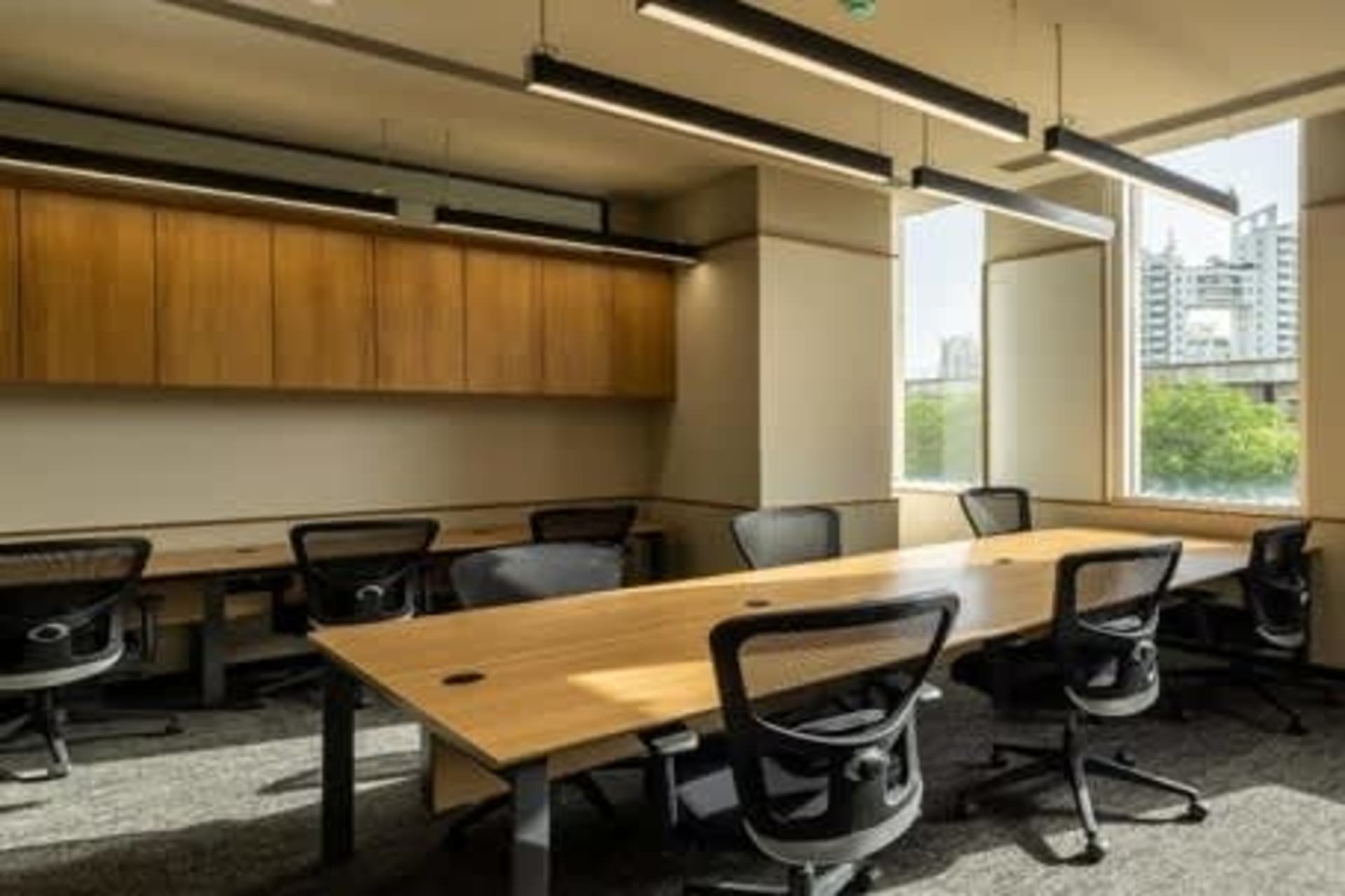 The Circle.Work 281/174