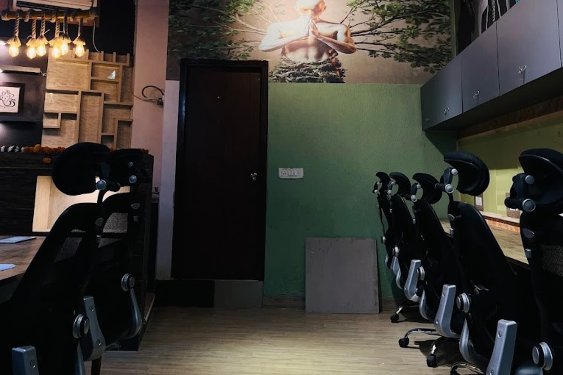 The NIght Coworking in Delhi