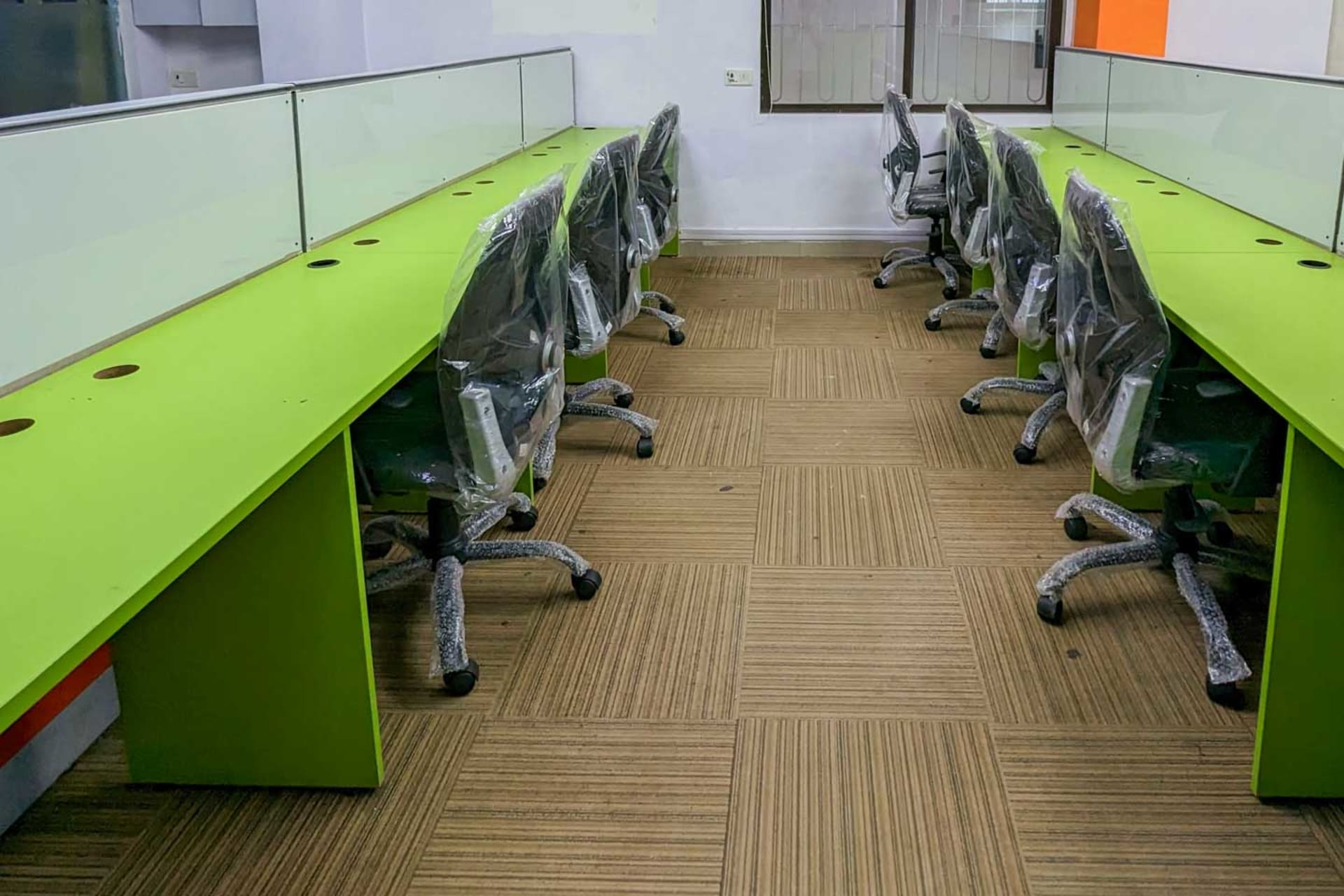Mindspace day pass in Malad West