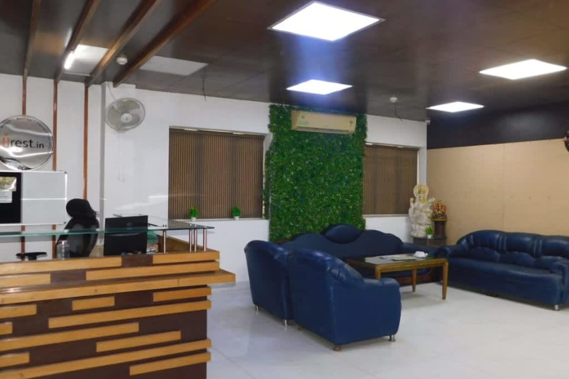 Ufirm Business Park coworking space in Sector 63, Noida