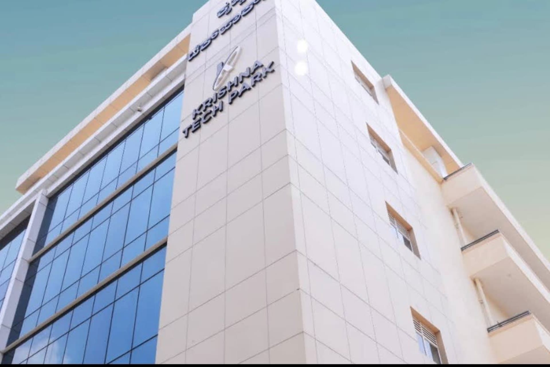 Unispace - coworking space
