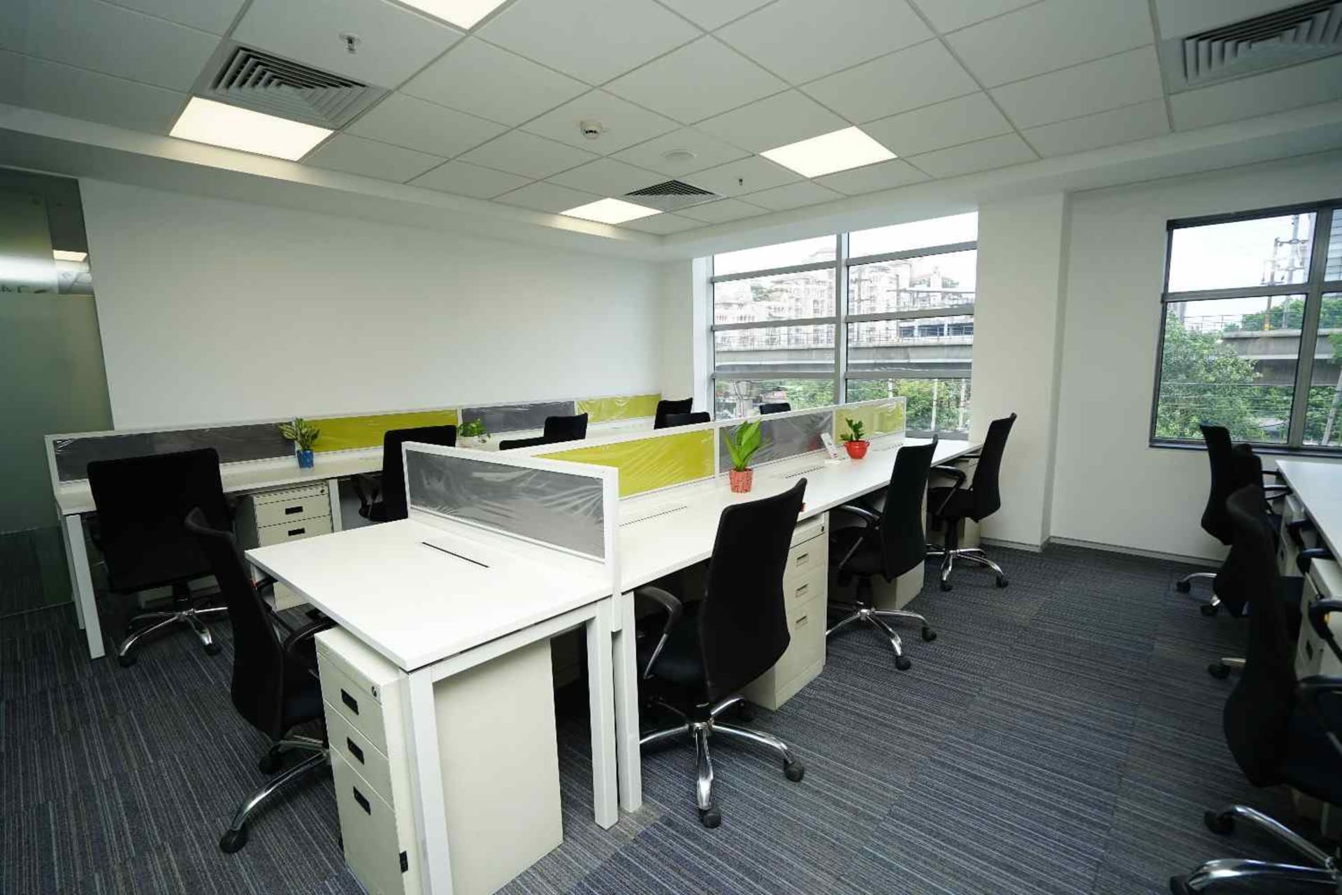 Vatika Business Centre - flexi-desk