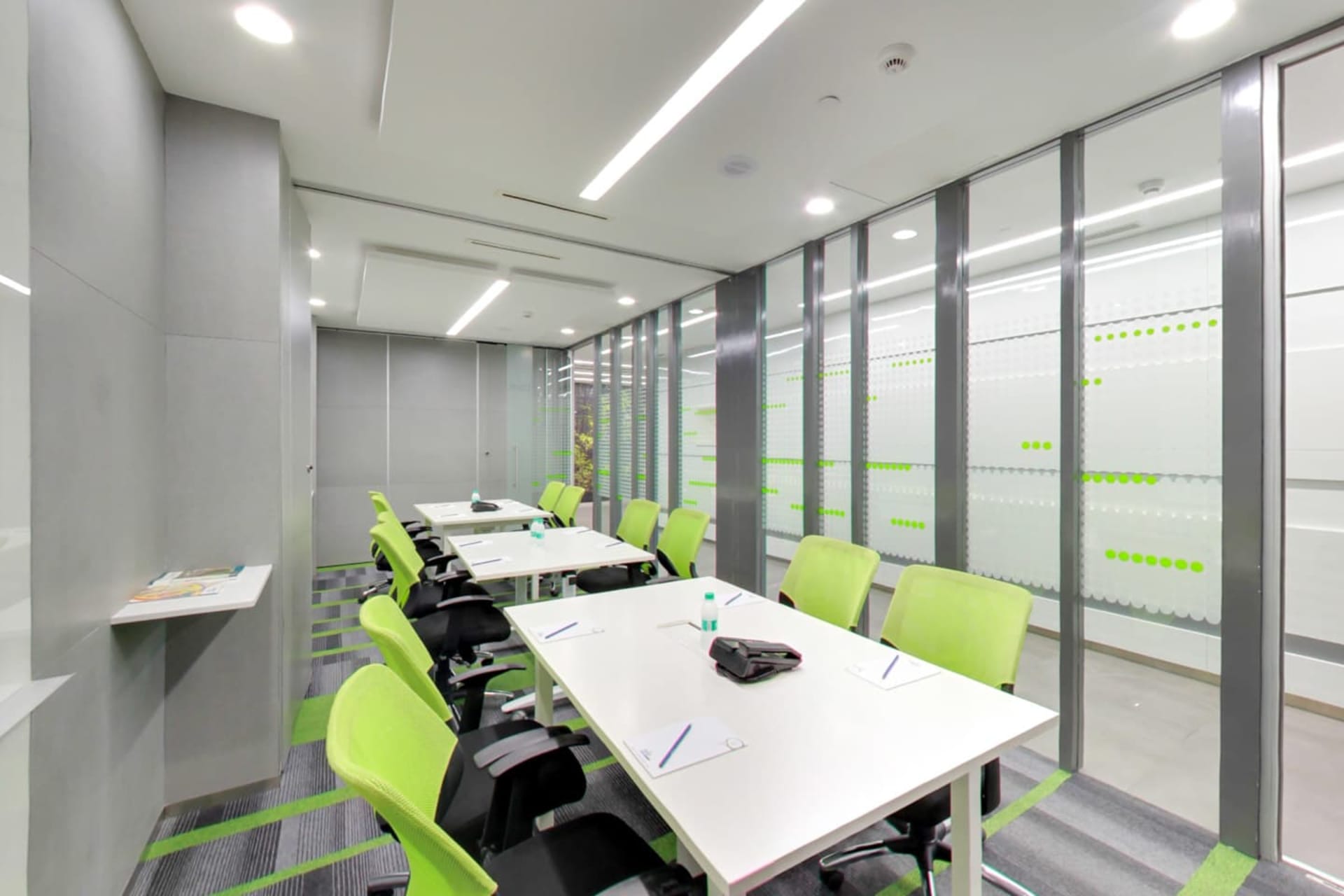 Vatika Business Centre - coworking