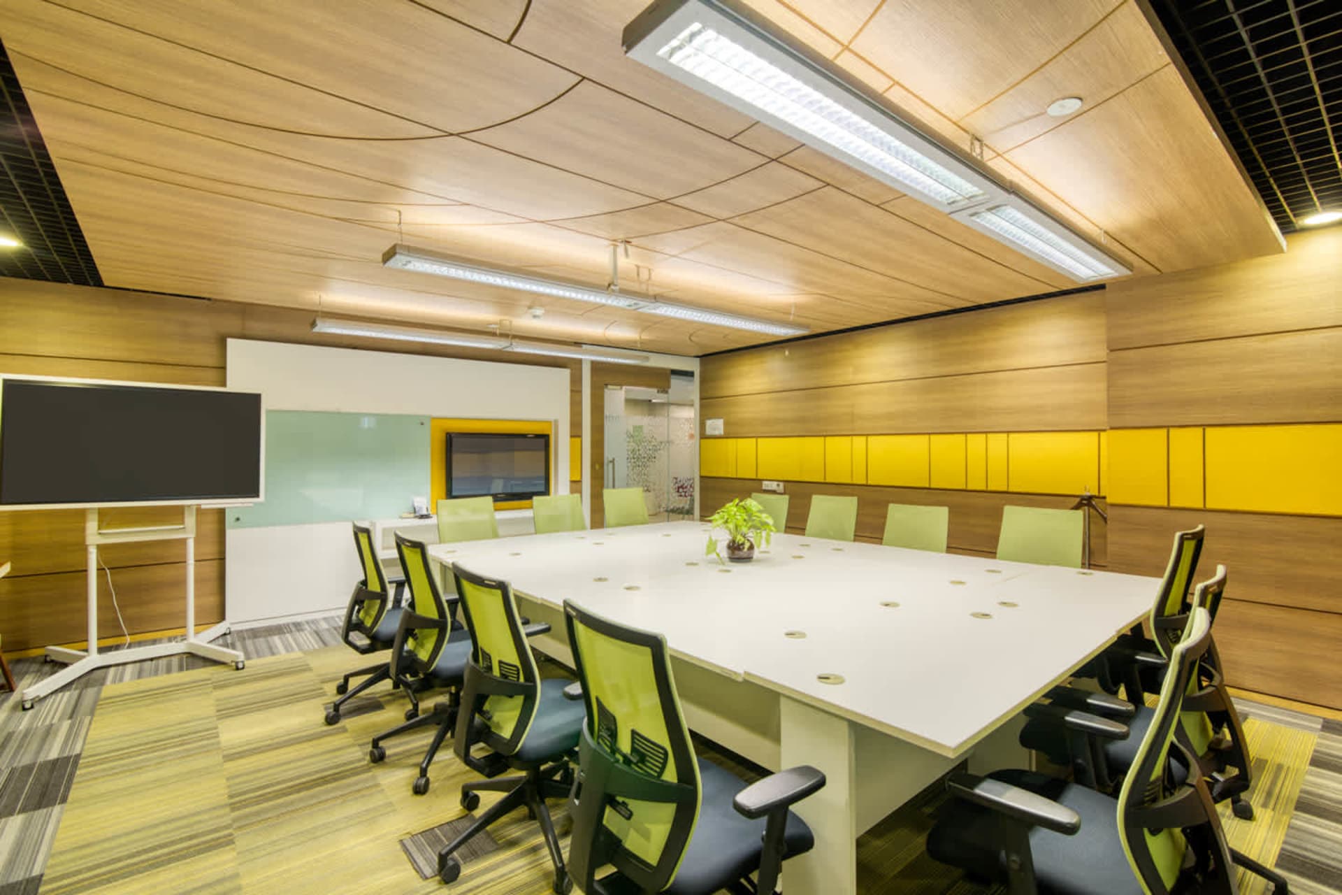 Vatika Business Centre Triangle