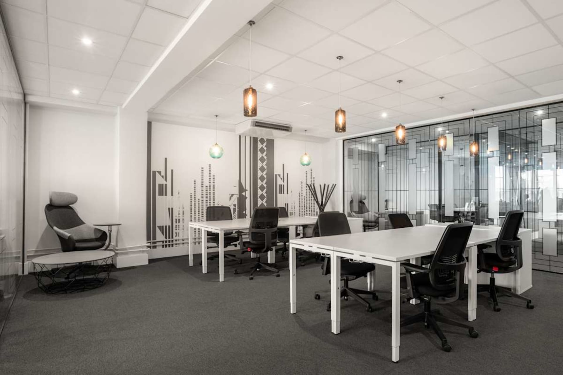 Regus Victoria Grosvenor Gardens - coworking space in Victoria, London