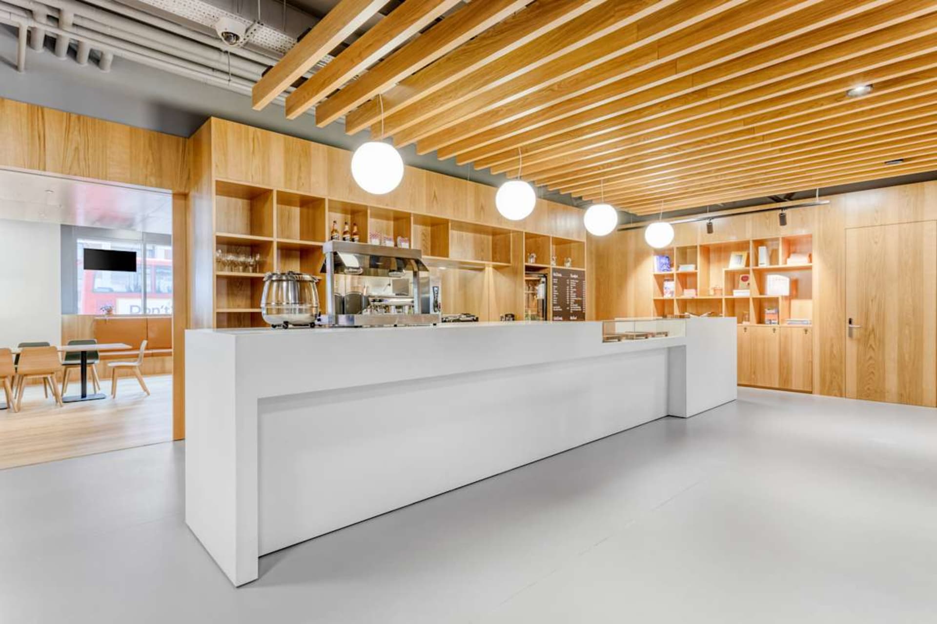 Regus - office space in Victoria, London