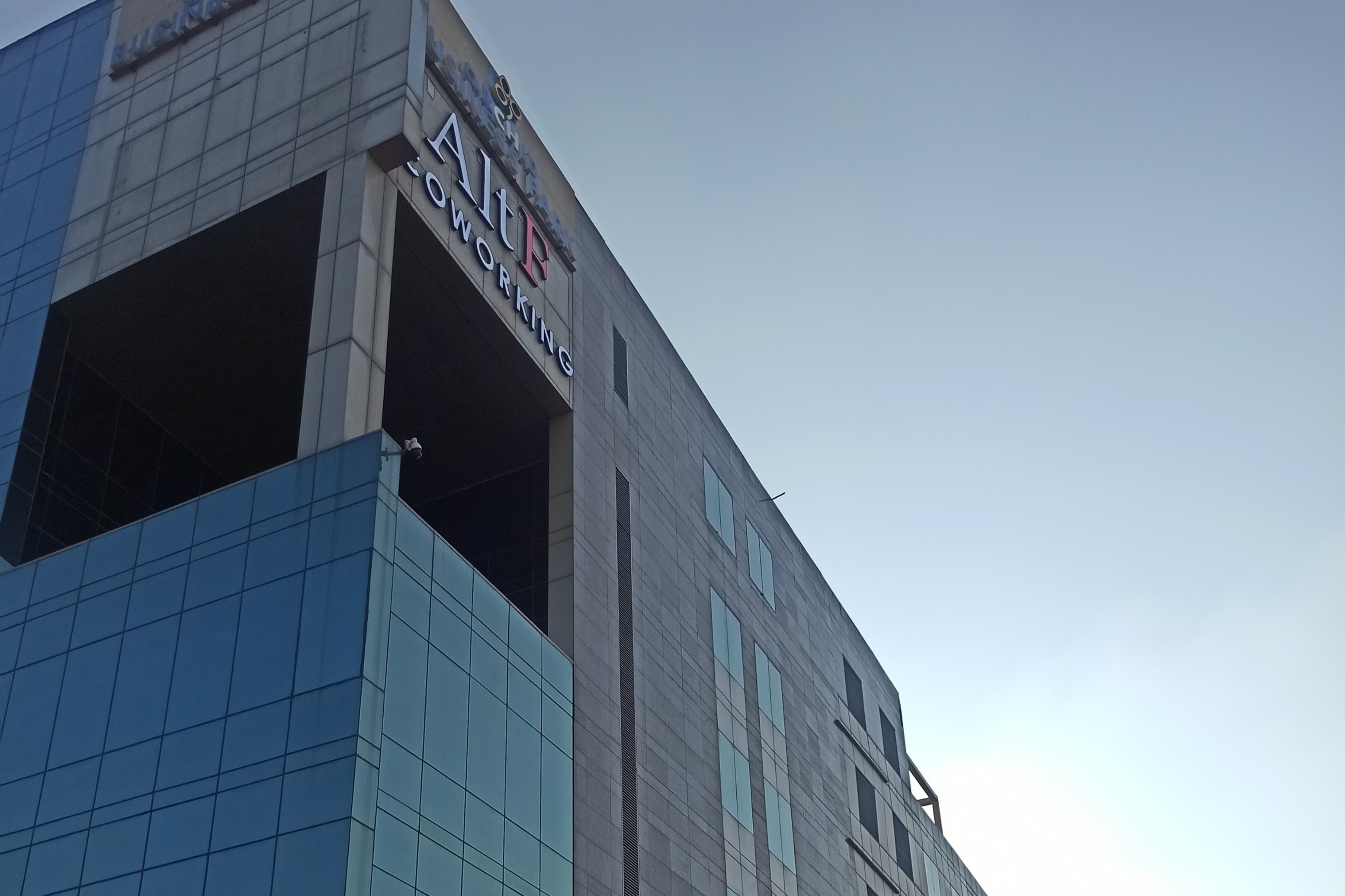 ALTF Coworking Orchid Business Park - Coworking Space and Shared Office ...