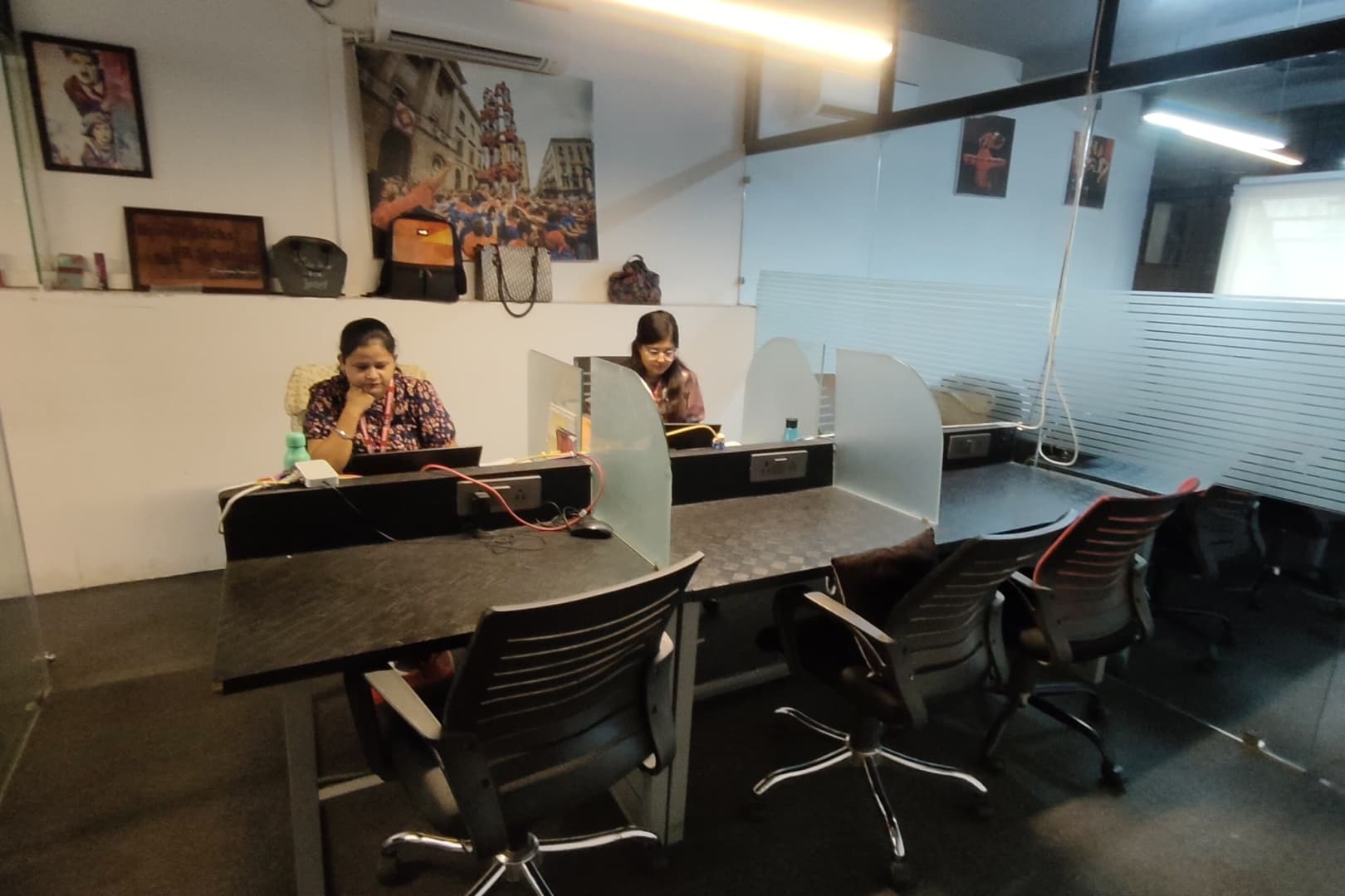 Amigo Coworking - flexi-desk