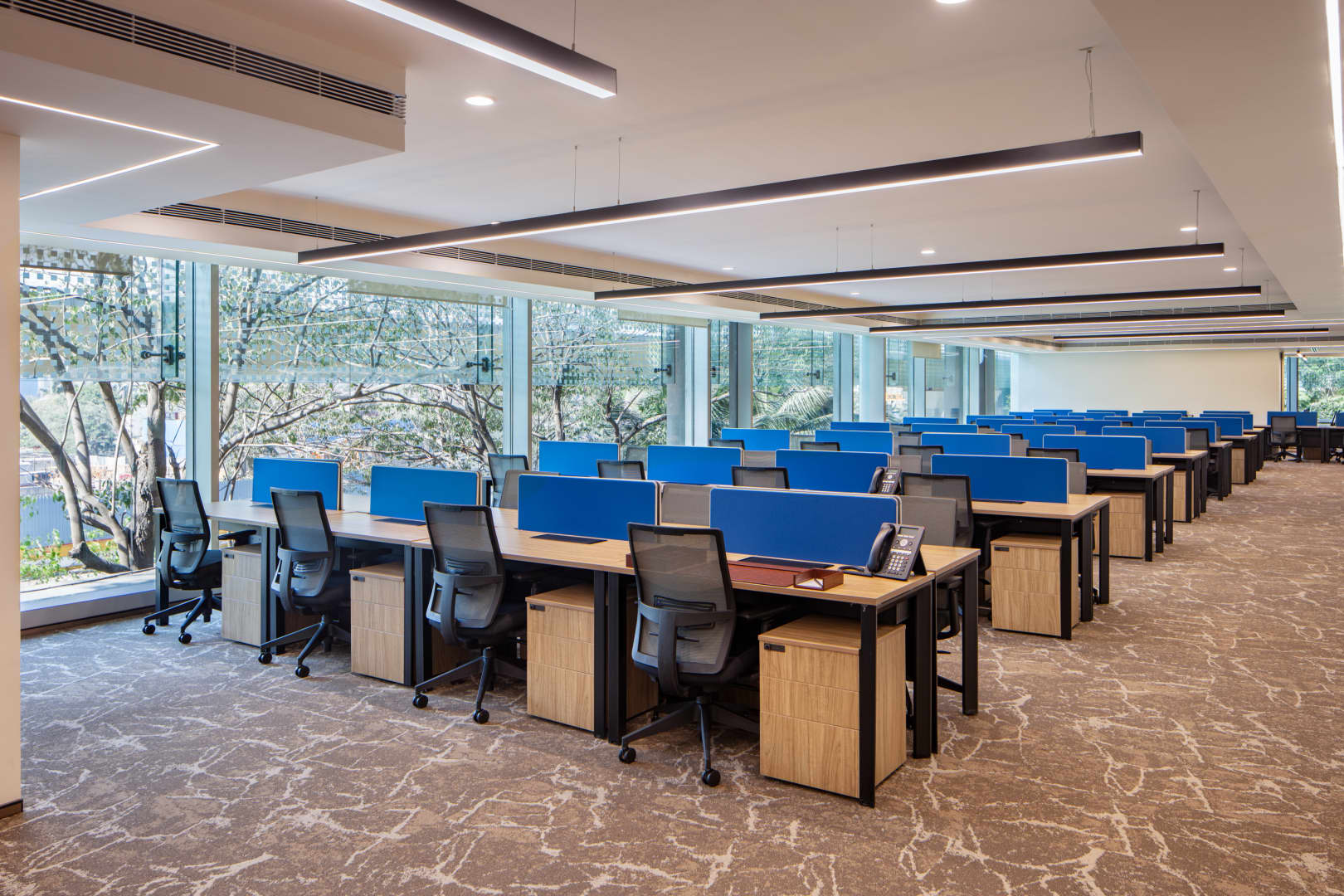 Corporatedge - flexi-desk