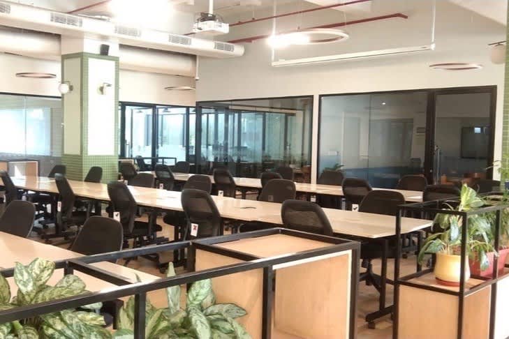 COWRKS - flexi-desk