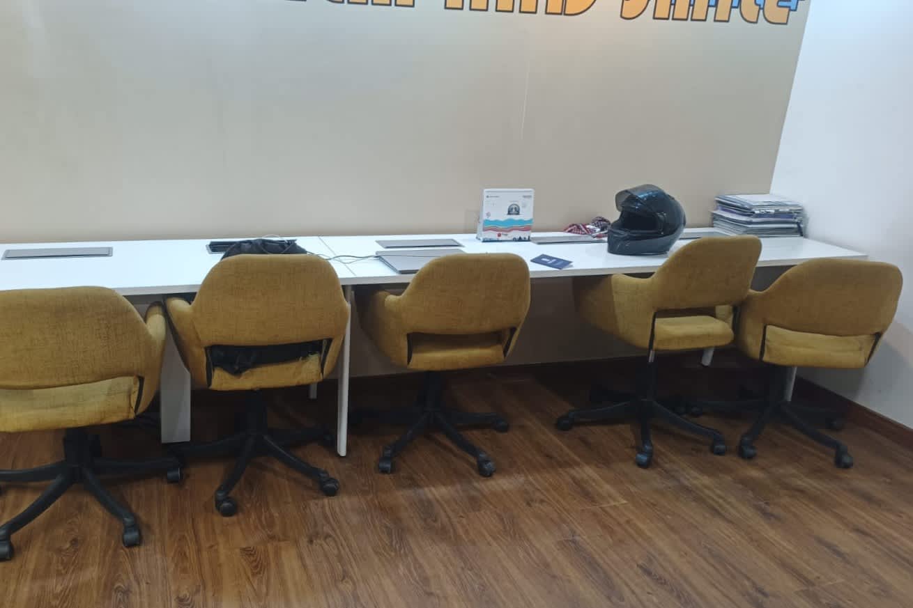 Innov8 - flexi-desk