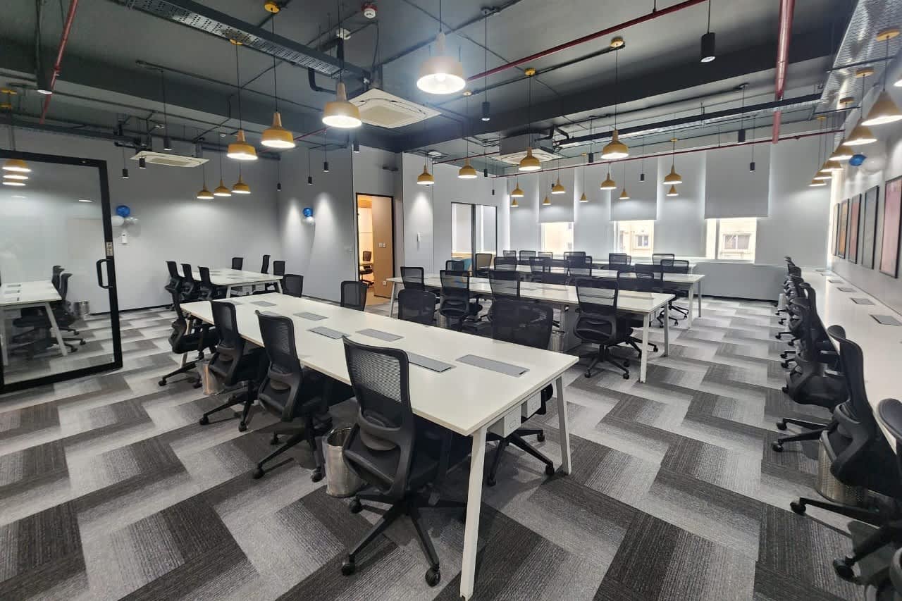 Innov8 - flexi-desk