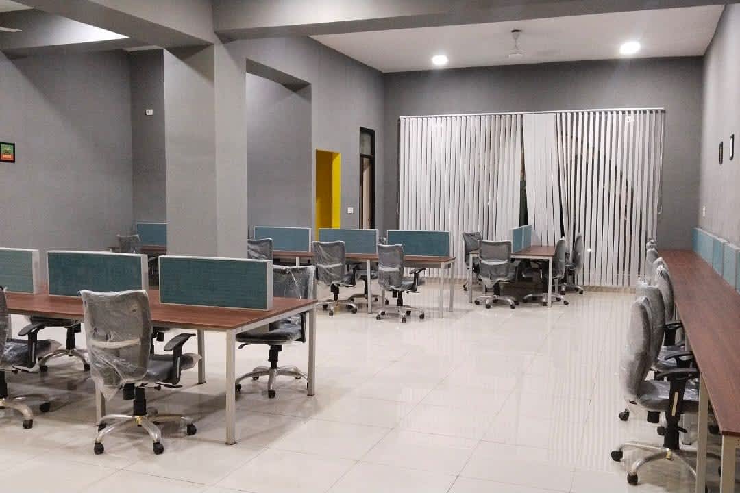 Innov8 - flexi-desk