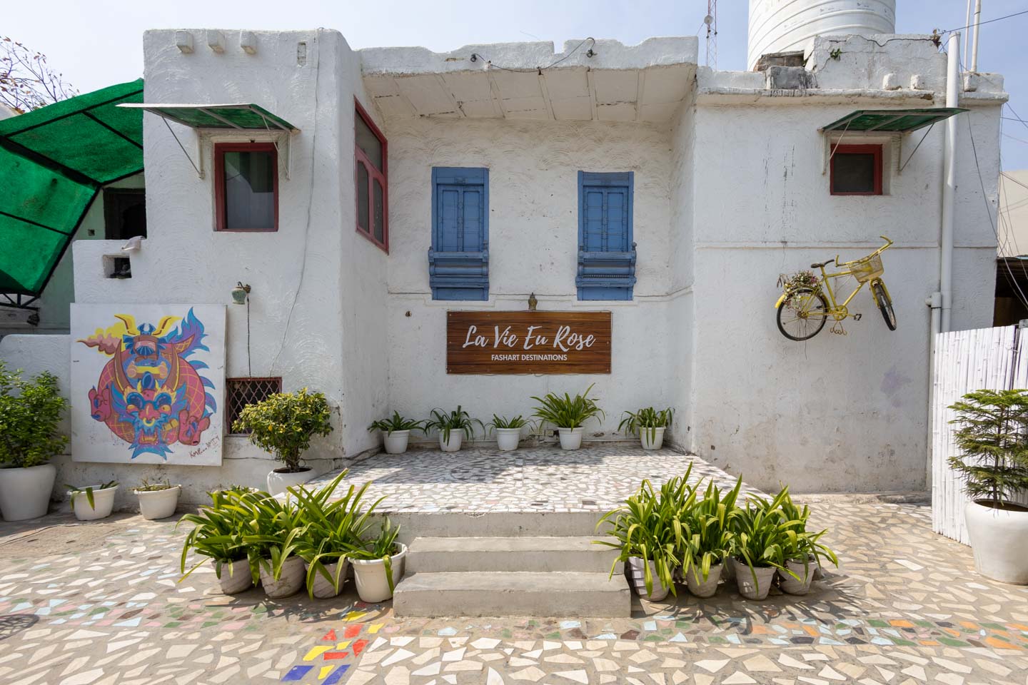 La Vie En Rose Coworking and Cafe Saket Coworking Space and Shared