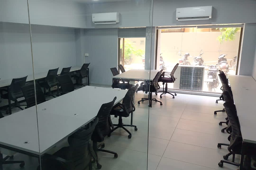 Oyo Workflo - flexi-desk