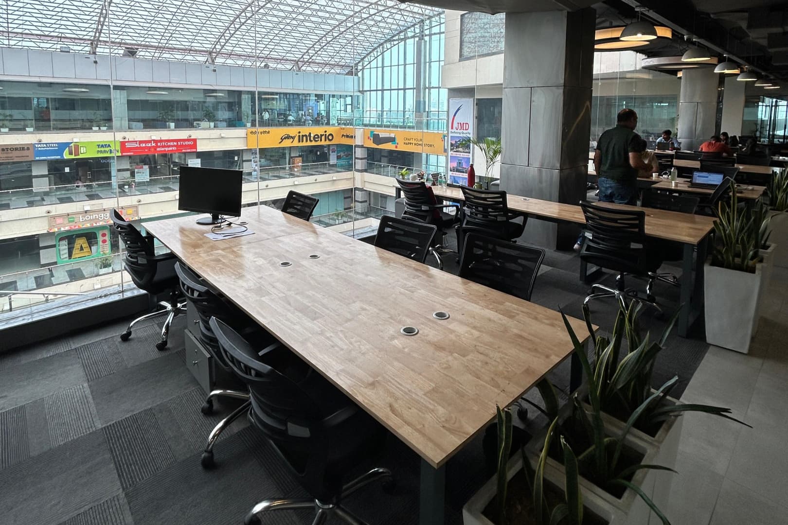 SpringHouse - flexi-desk