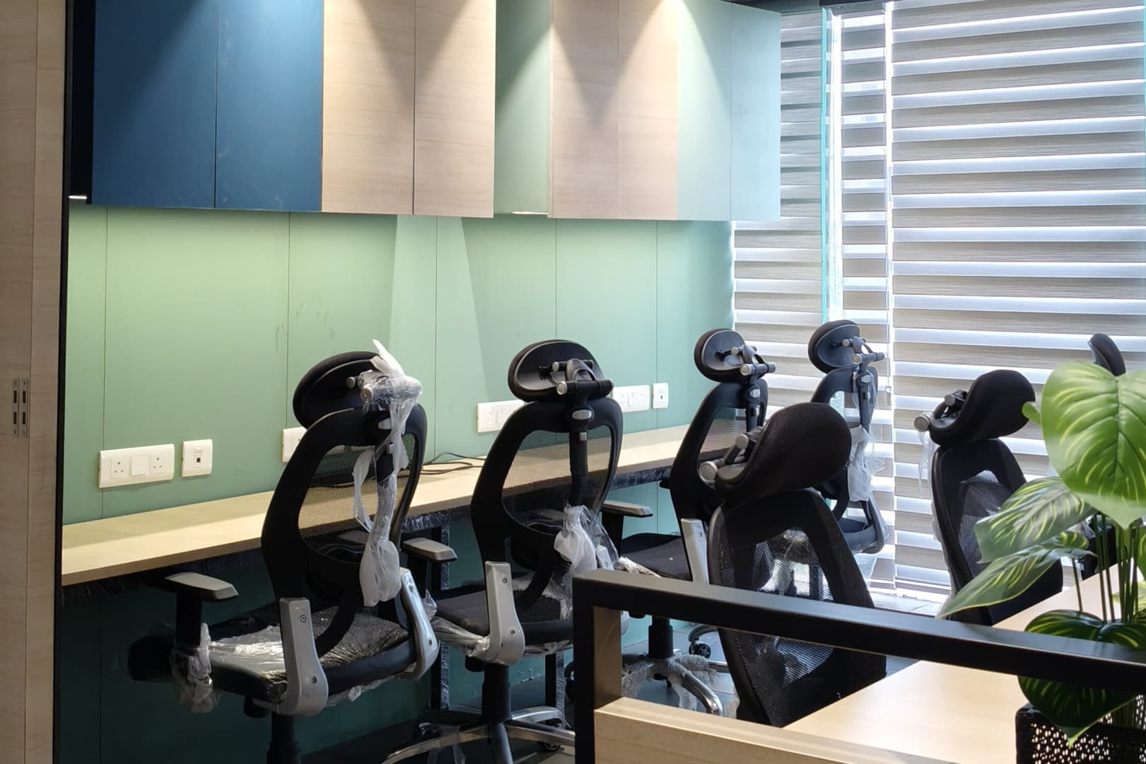Supreme Cowork Space - day pass