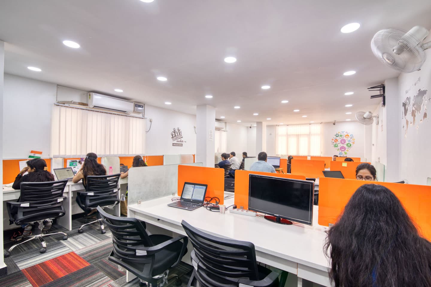 Team Station Cowork Space