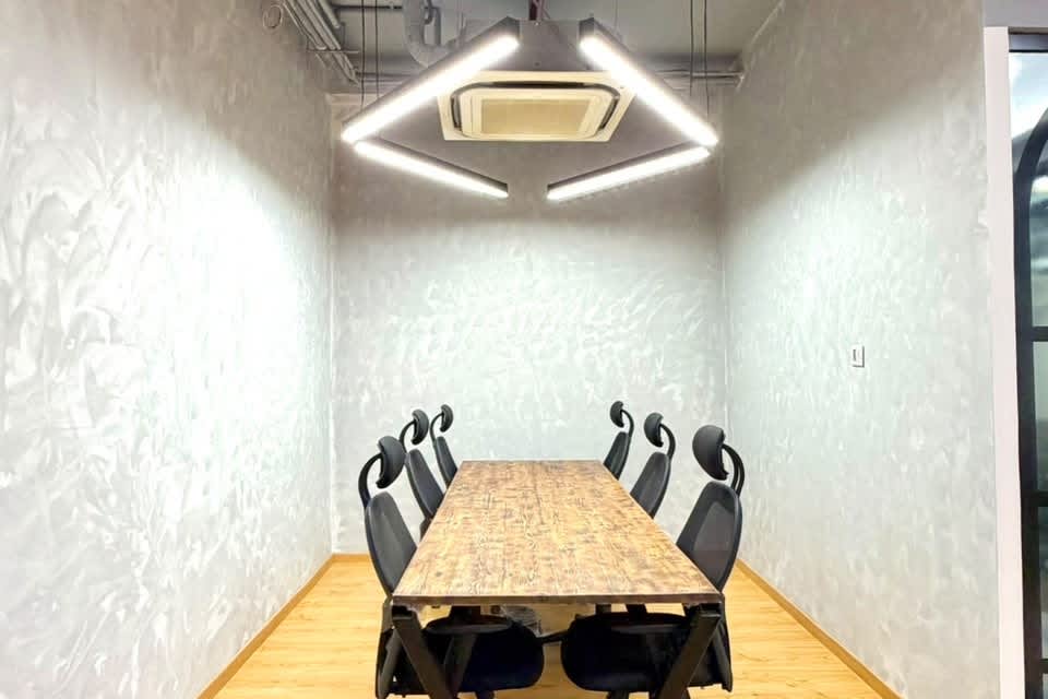 Teloz Spaces - flexi-desk