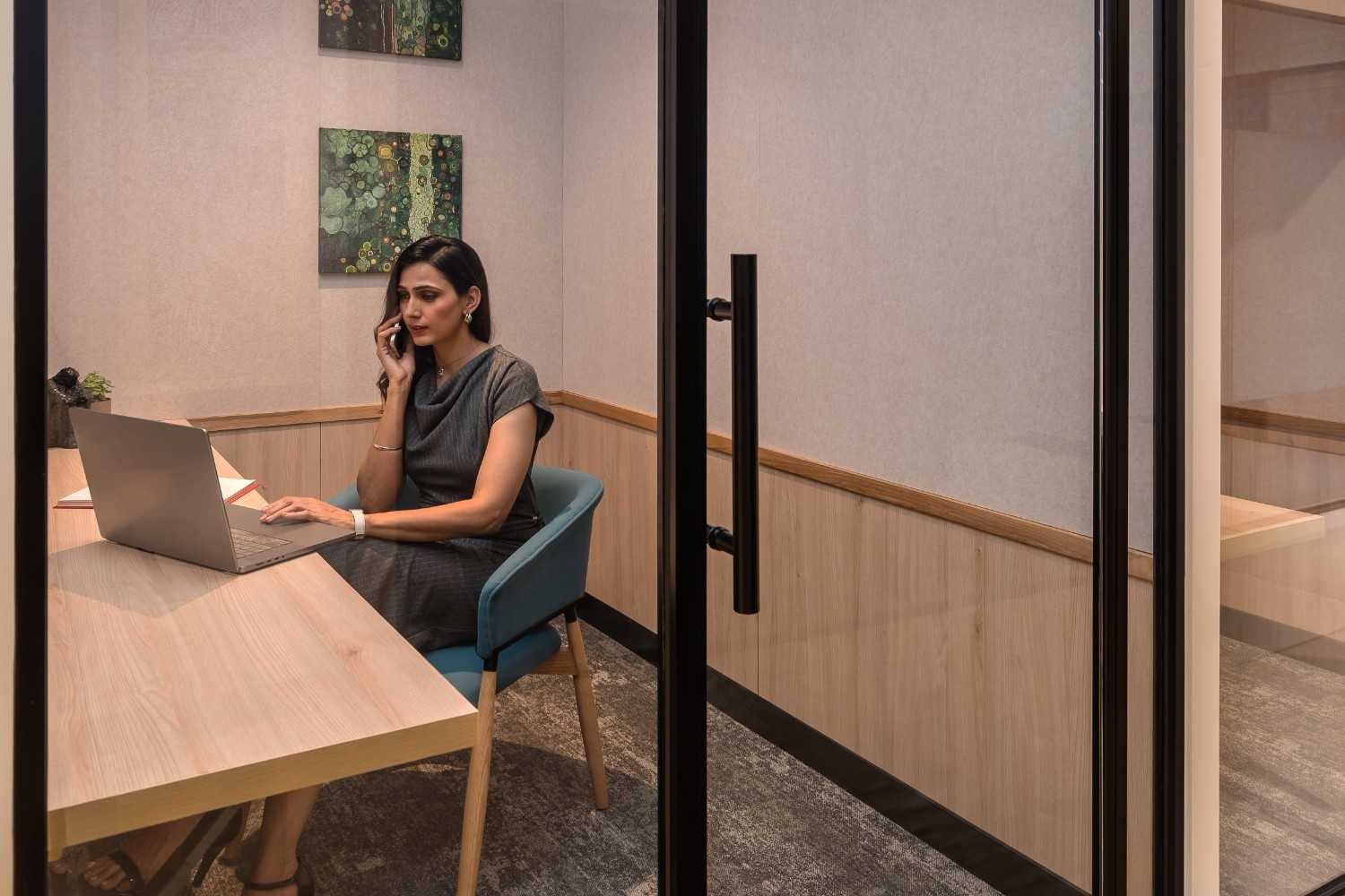 UrbanWrk - flexi-desk