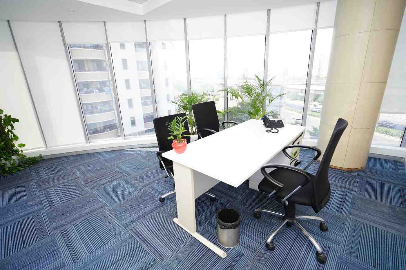 Vatika Business Centre - flexi-desk