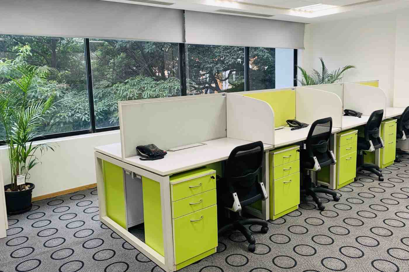 Vatika Business Centre - flexi-desk