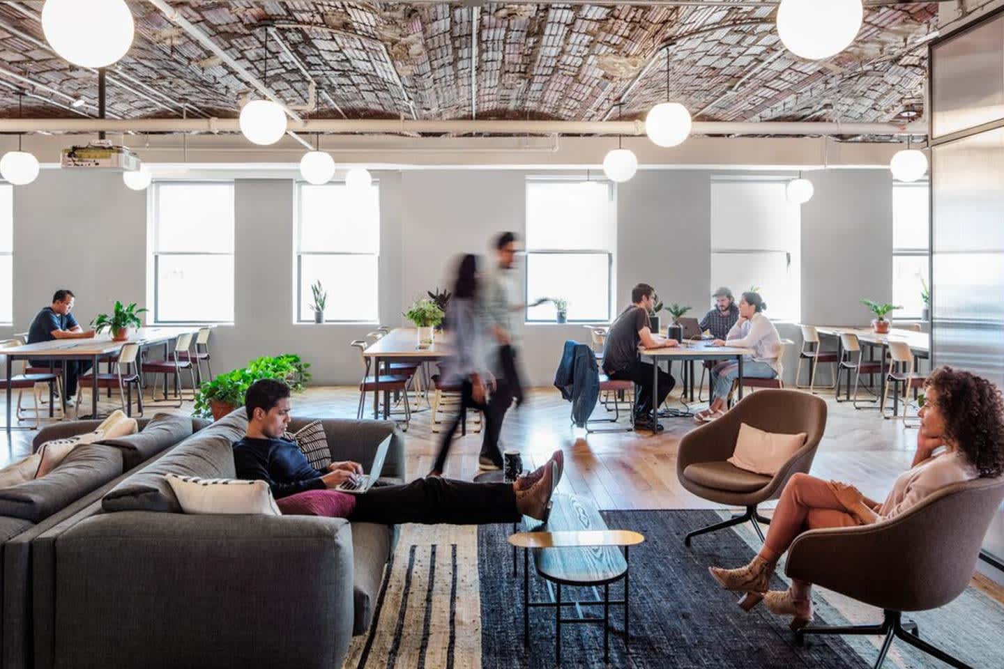 WeWork - flexi-desk