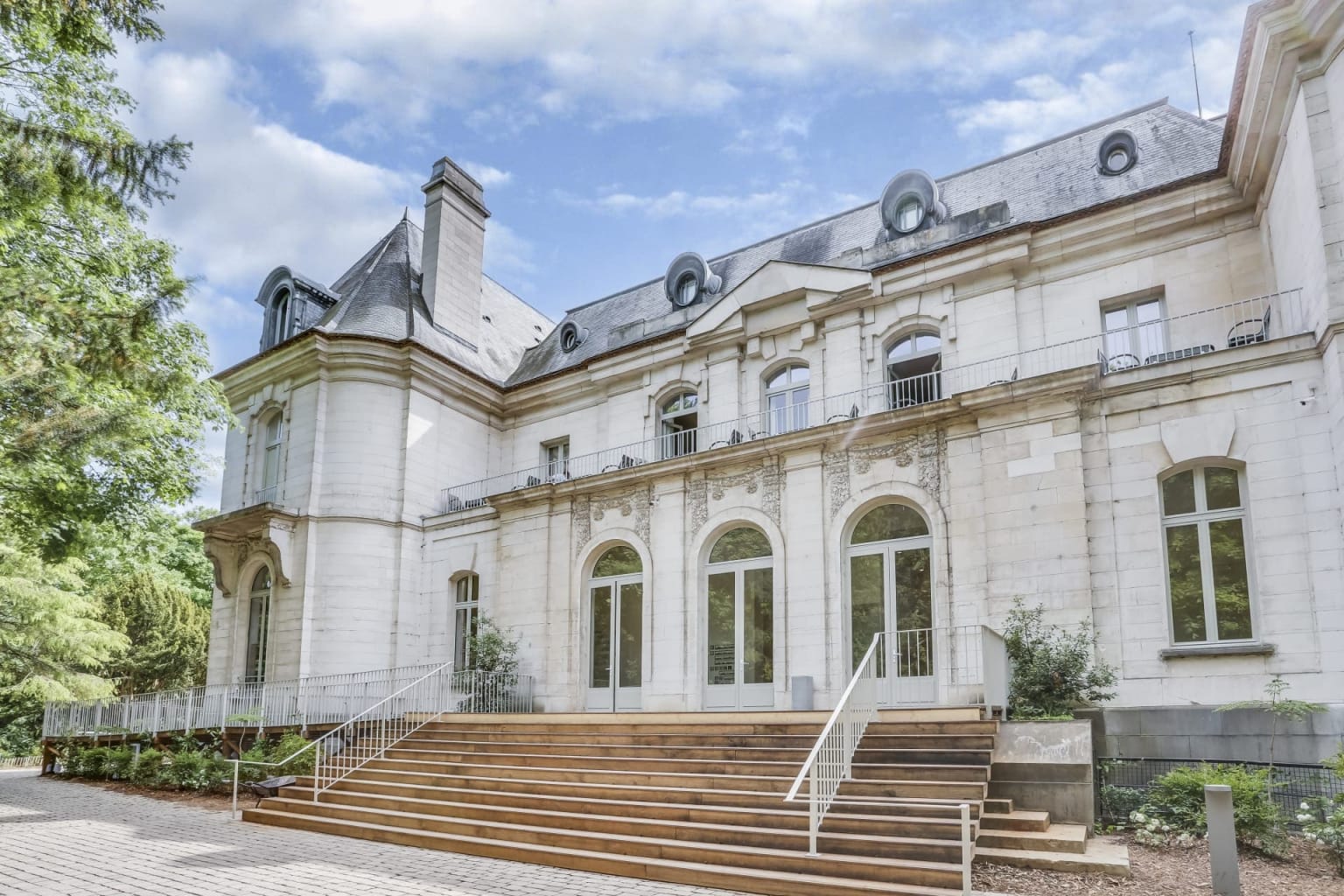 Châteaux & demeures