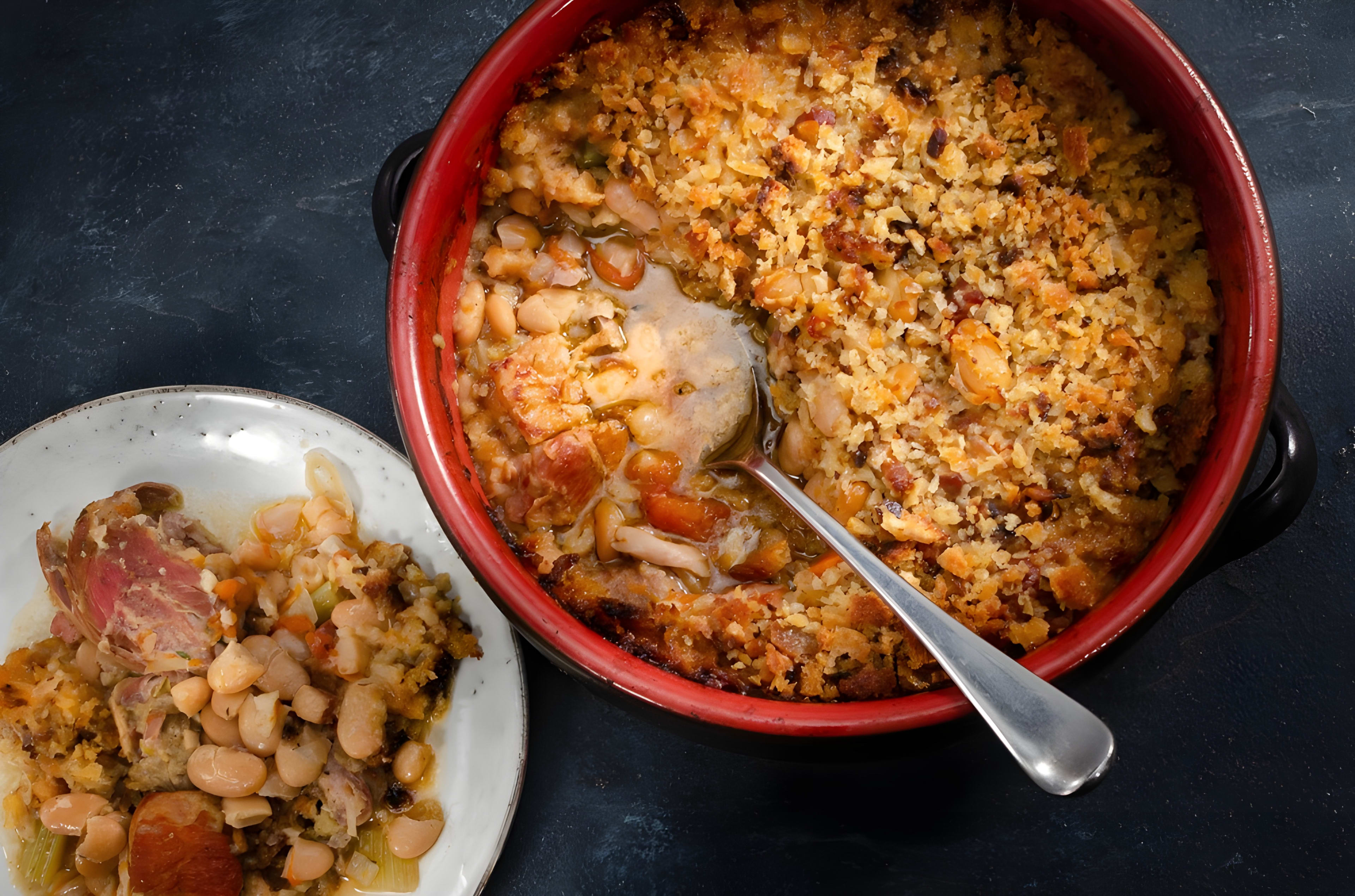Where to Eat Cassoulet in Paris Like a True Local (10 Picks)