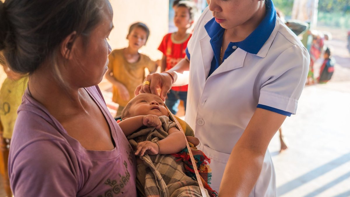 Nigeria’s health worker shortage fuels maternal deaths Nigeria’s health worker shortage fuels maternal deaths - health worker shortage