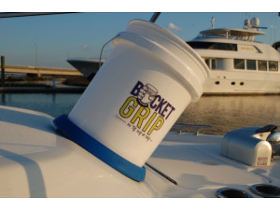 Bucket Grip