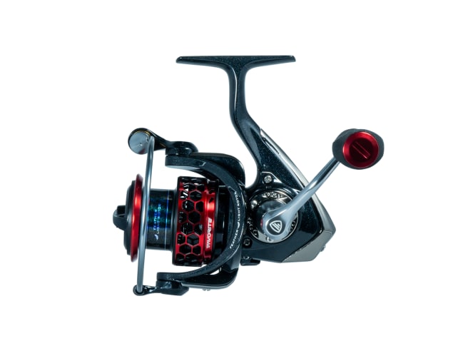 Favorite Fishing Phantom Spinning Reel 